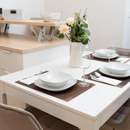 Bastei Mit Stellplatz Im Zentrum Apartment