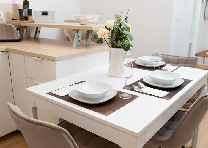 Bastei Mit Stellplatz Im Zentrum شقة